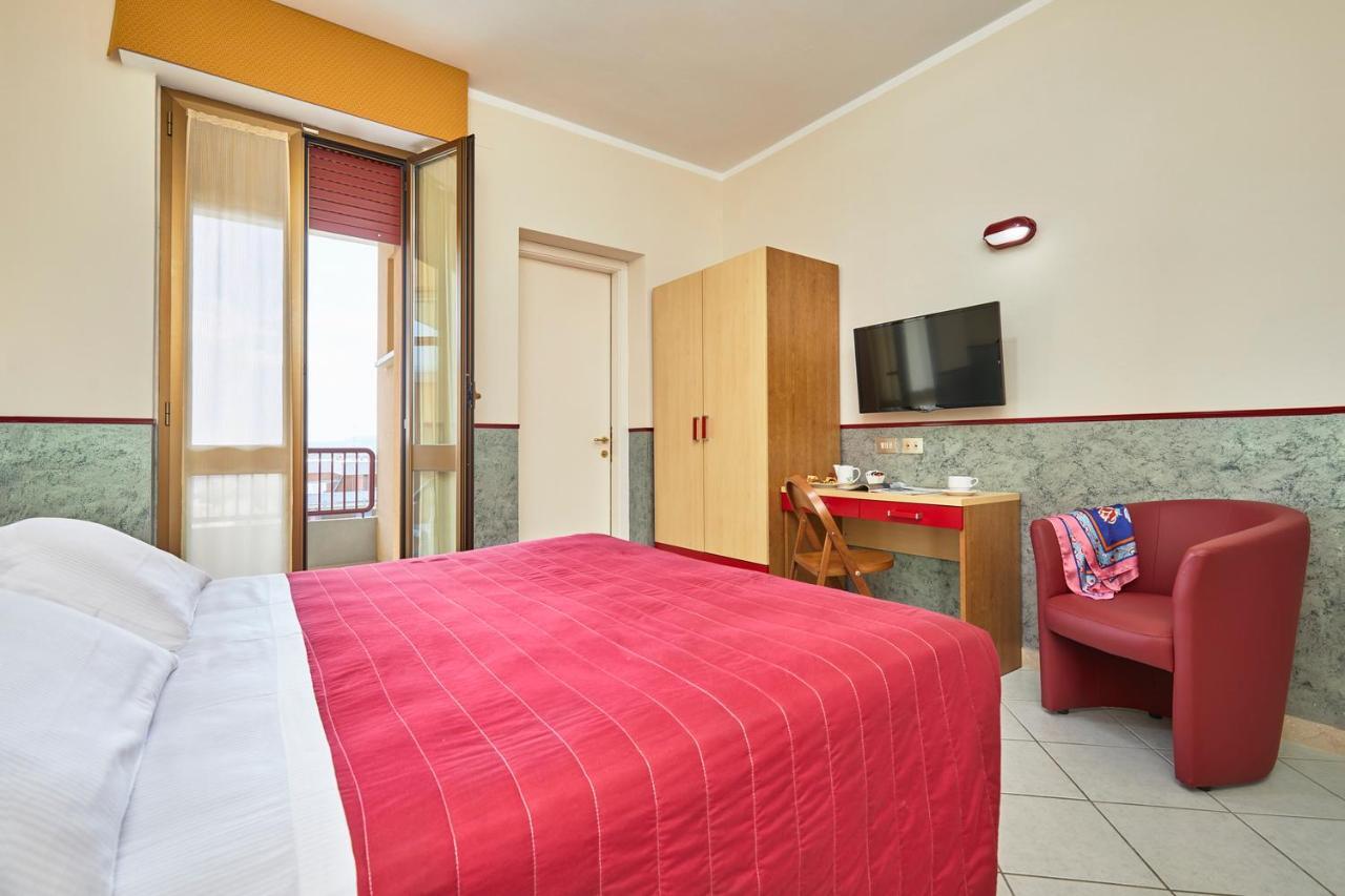 Santa Caterina Hotel & Bike Chianciano Terme Exterior foto